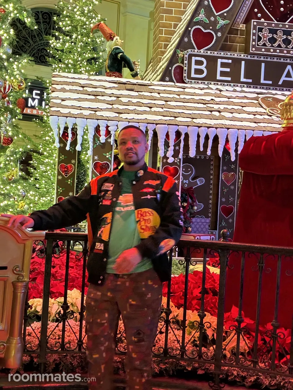 Profile photo 4 of 4