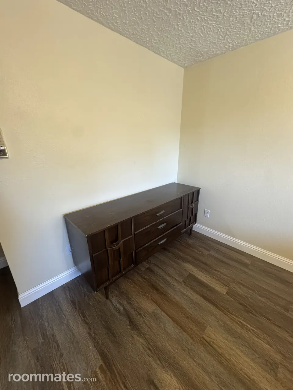 Profile photo 1 of 7