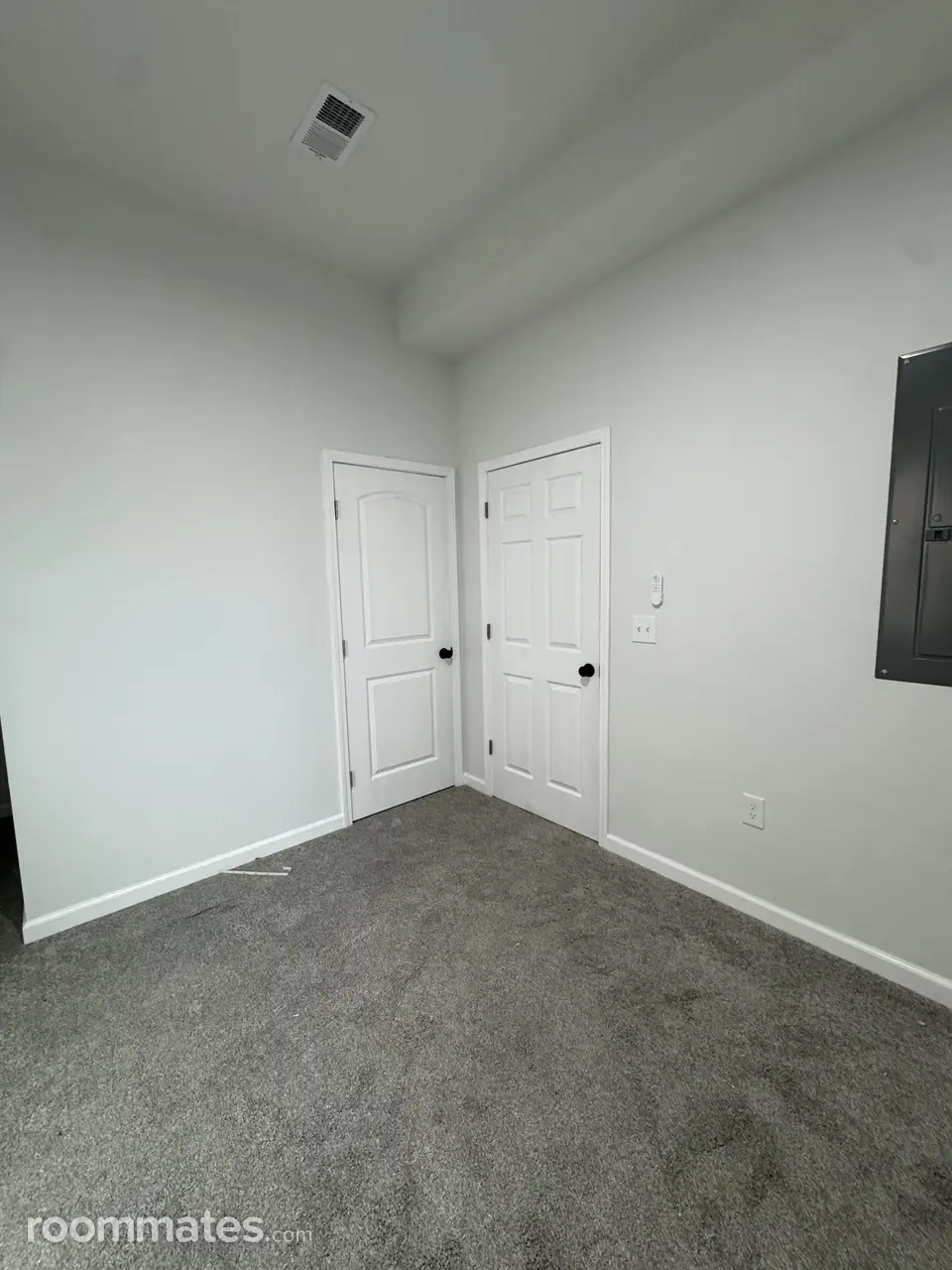 Profile photo 5 of 11