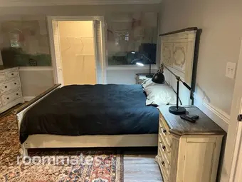 Room for rent in Daphne, AL $975, house