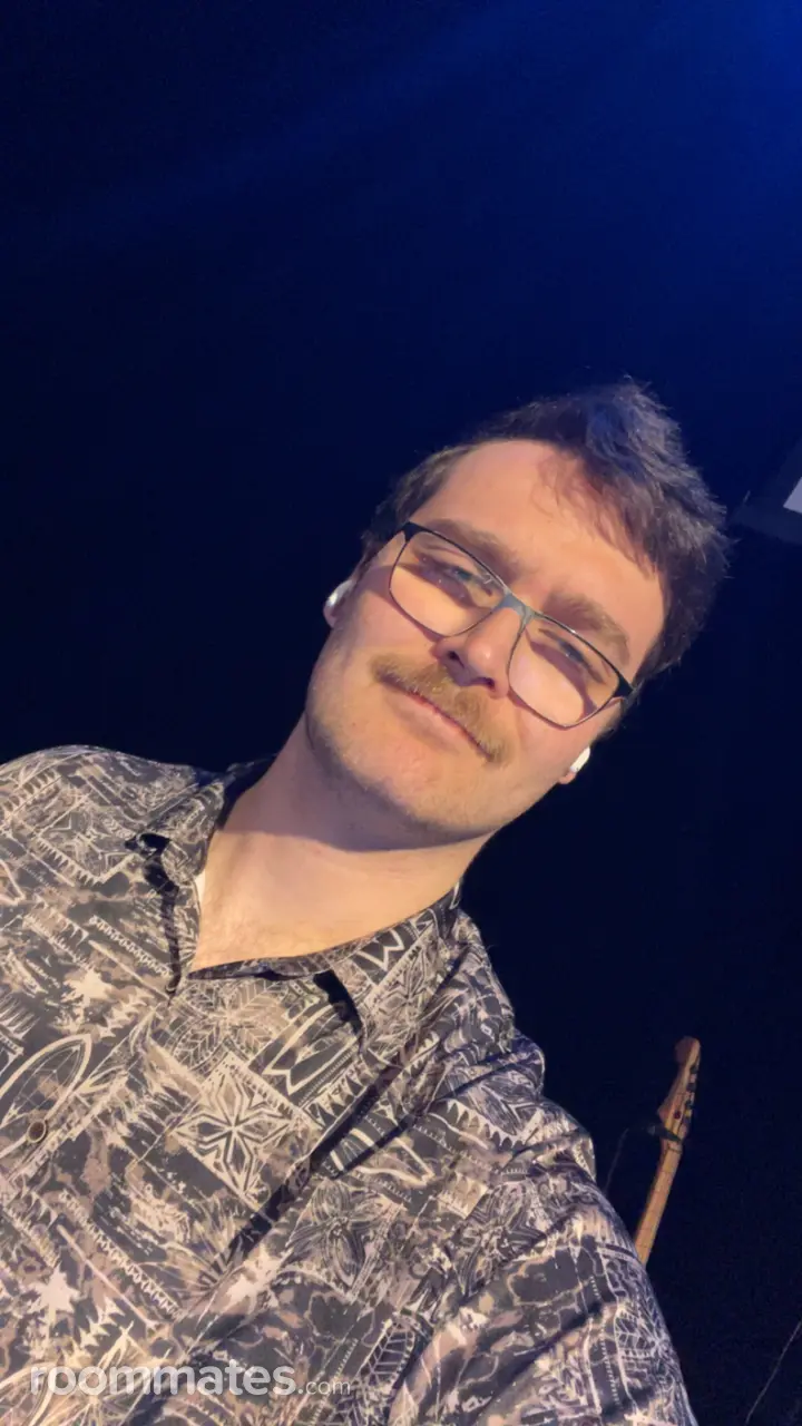 Profile photo 1 of 1