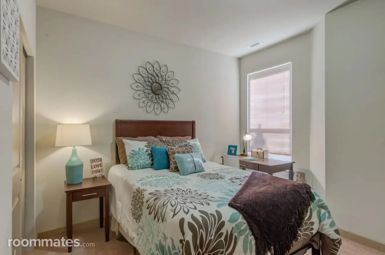 Profile photo 2 of 3