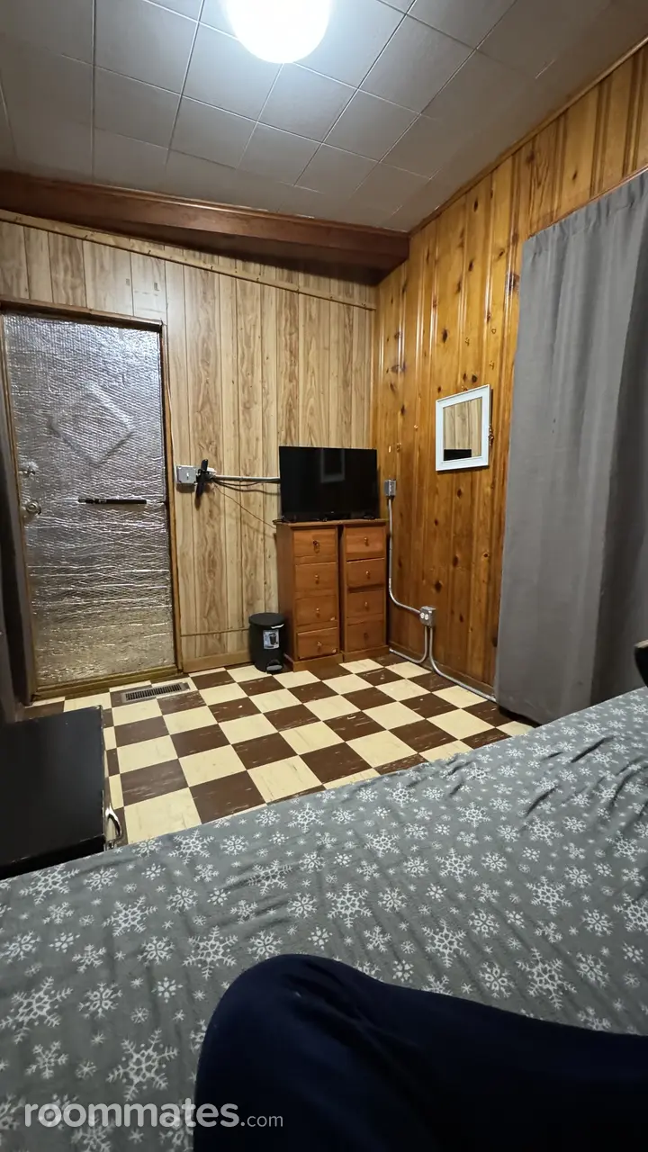 Profile photo 7 of 11