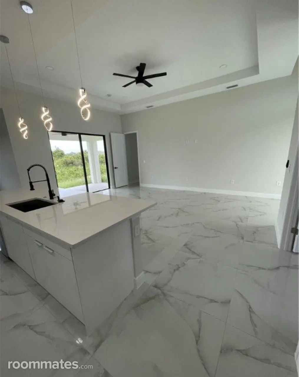 Profile photo 2 of 4