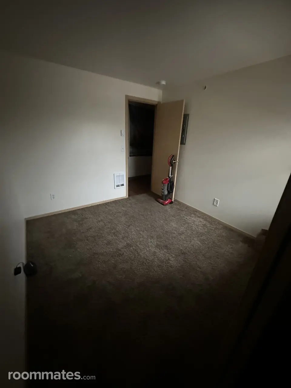 Profile photo 2 of 4