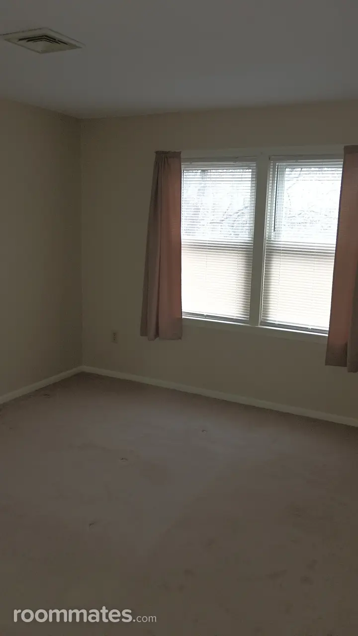 Profile photo 5 of 11