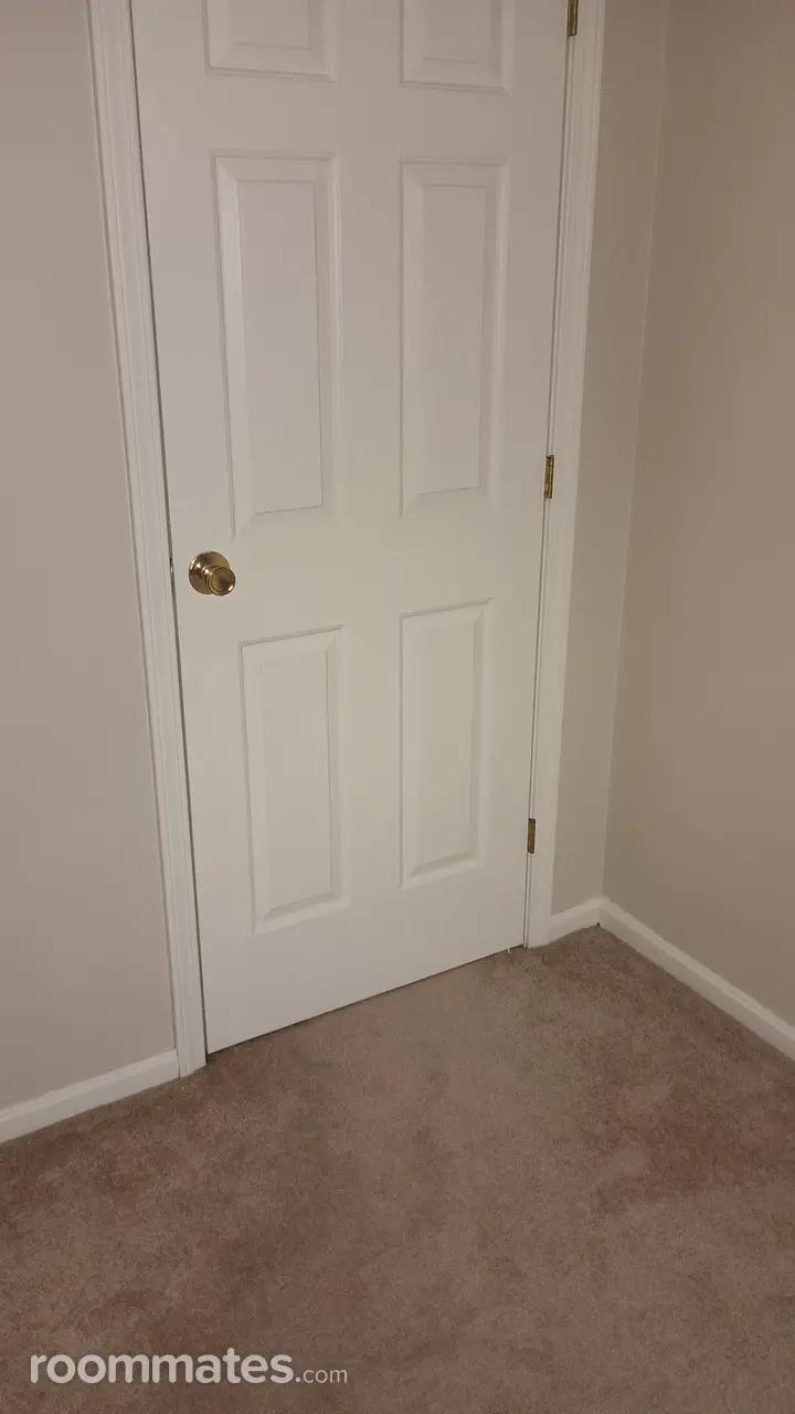 Profile photo 7 of 11