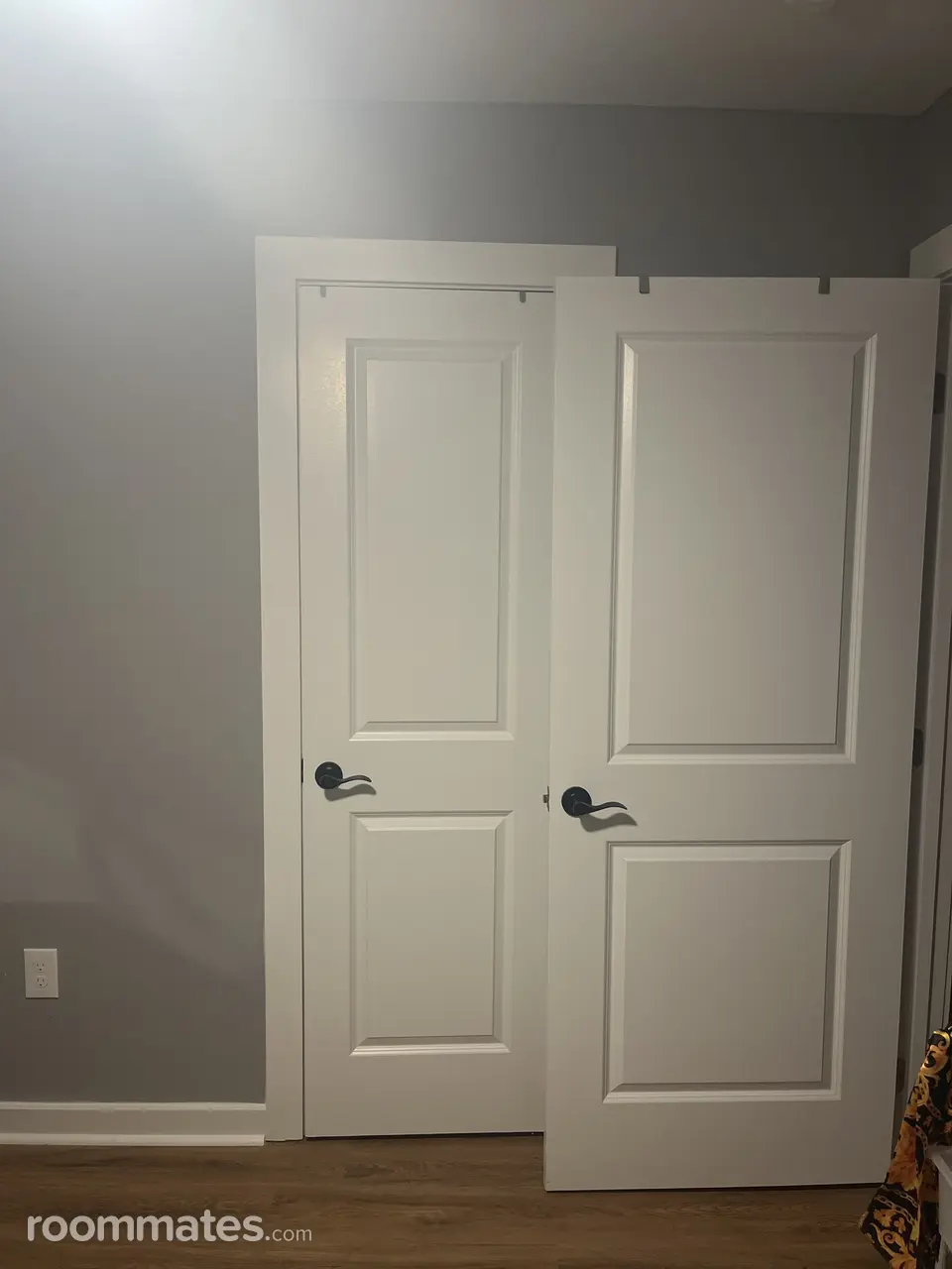 Profile photo 3 of 8