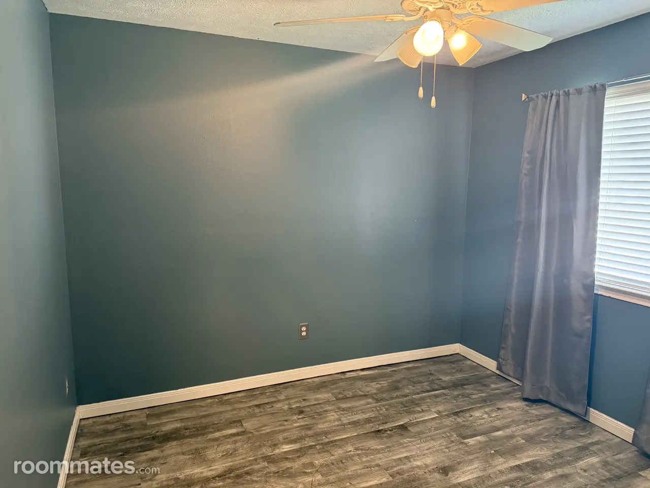 Profile photo 2 of 11