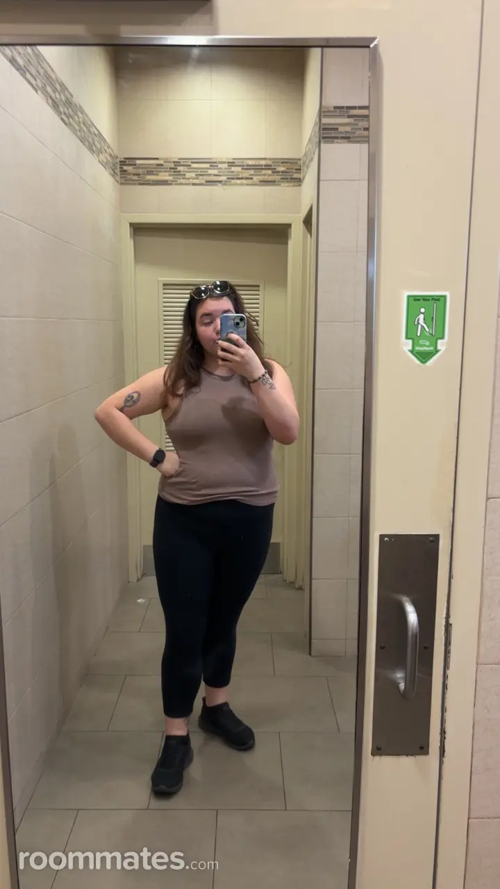 Profile photo 3 of 6