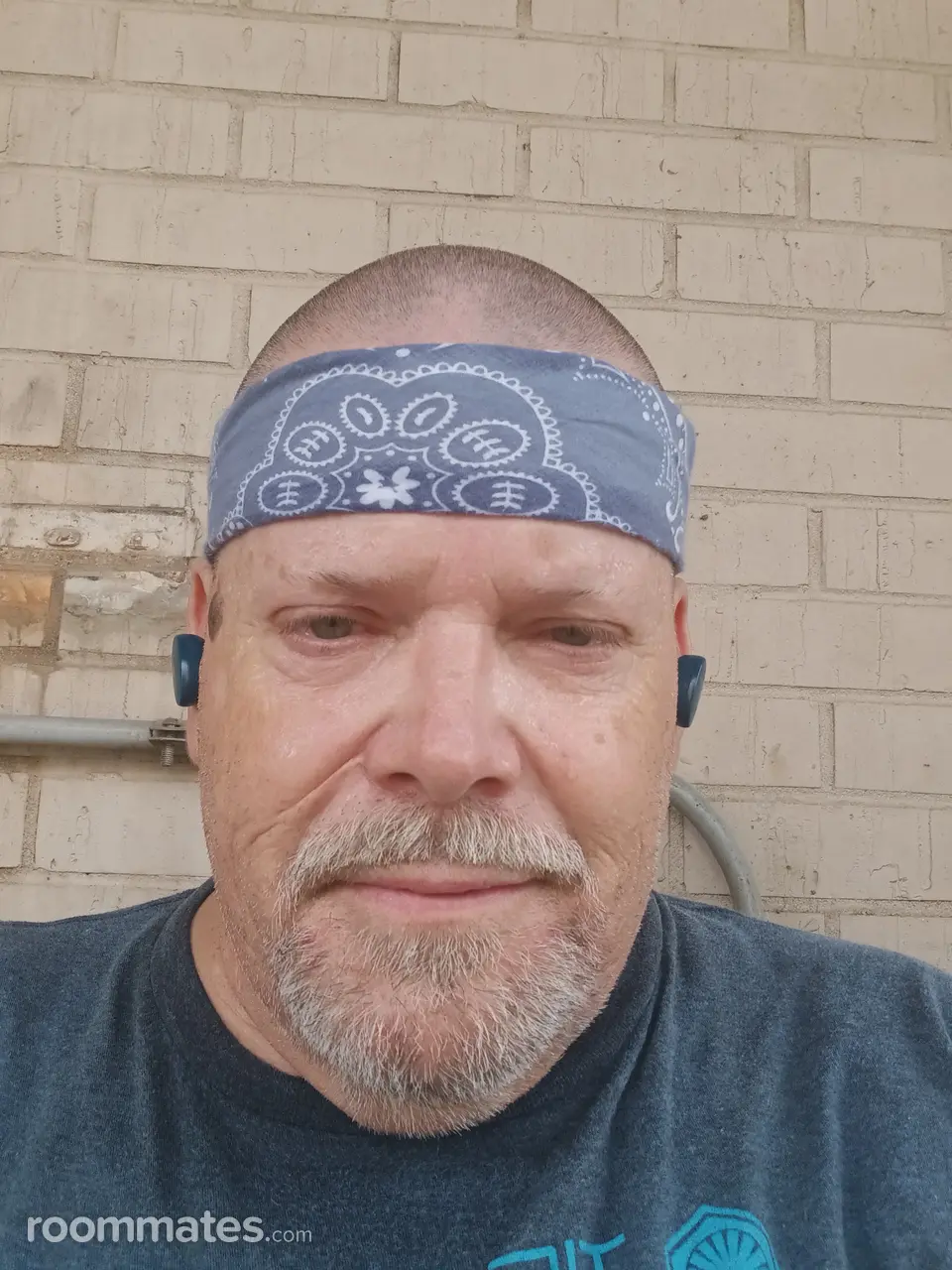 Profile photo 4 of 4