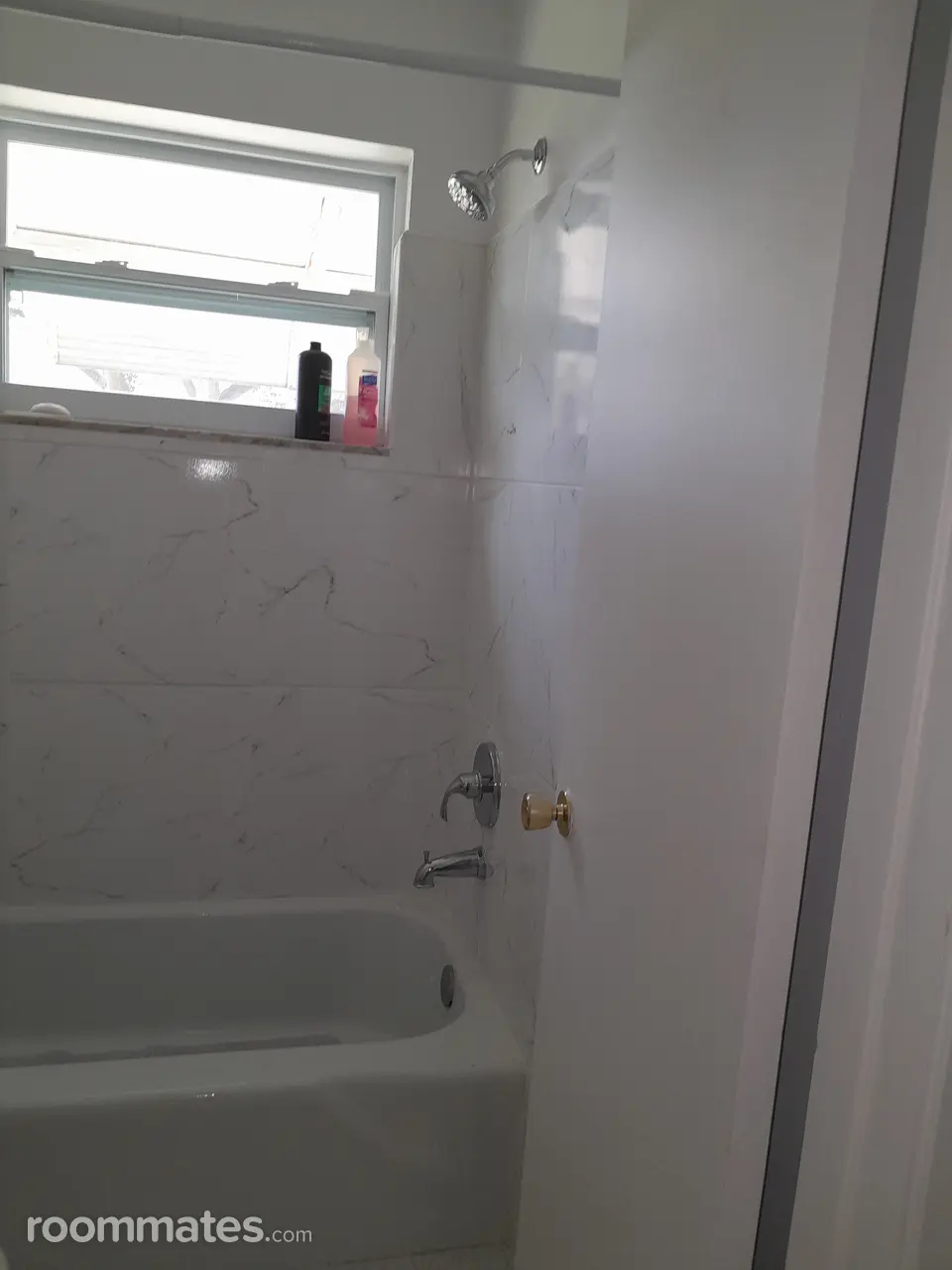 Profile photo 7 of 11