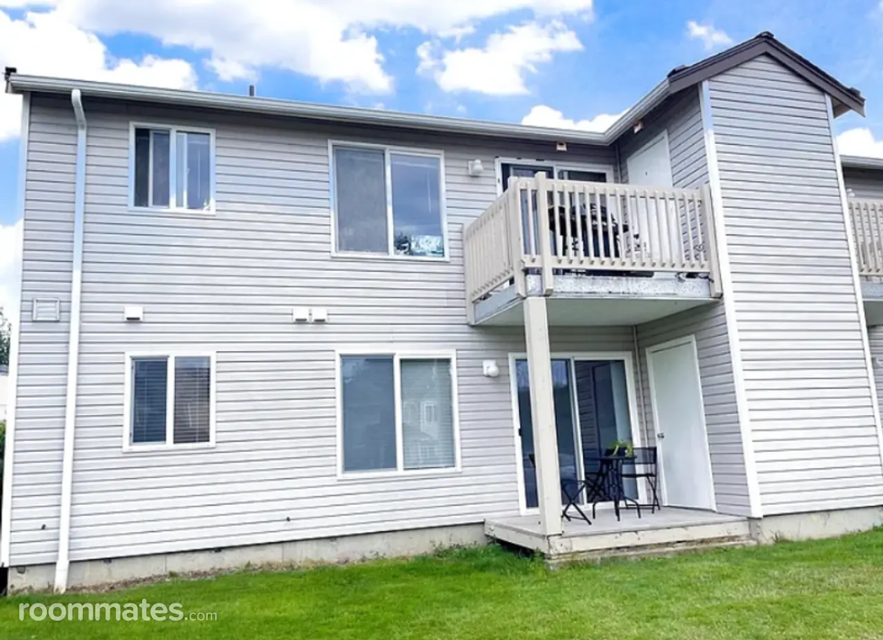 Profile photo 7 of 9