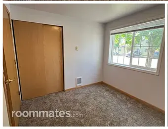 Room for rent in Bellingham, WA $800, condo