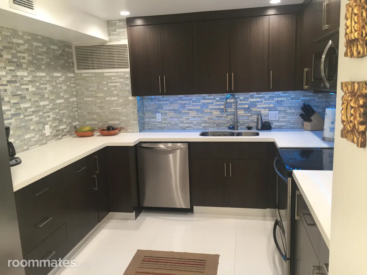 Profile photo 14 of 18