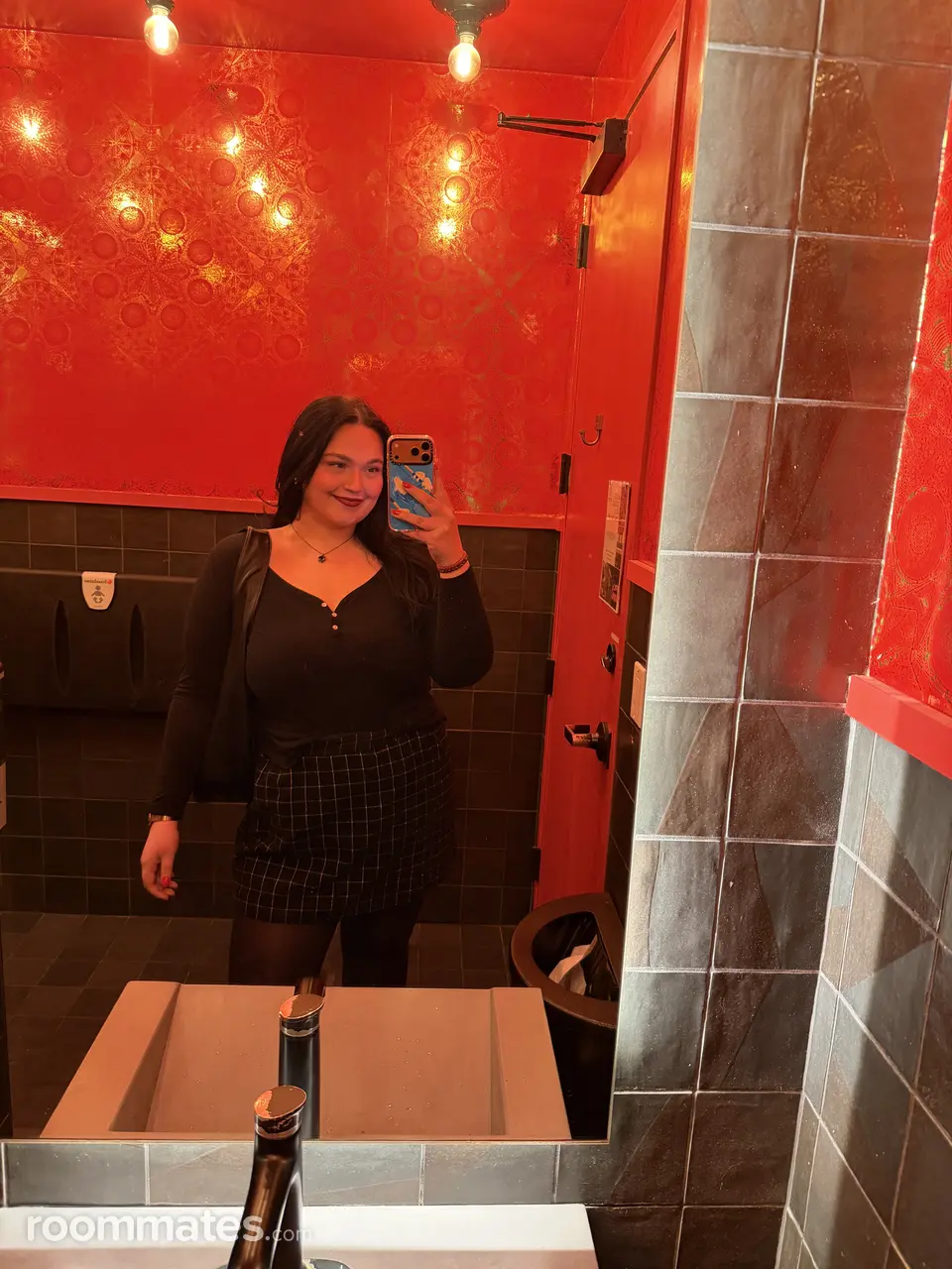 Profile photo 1 of 1