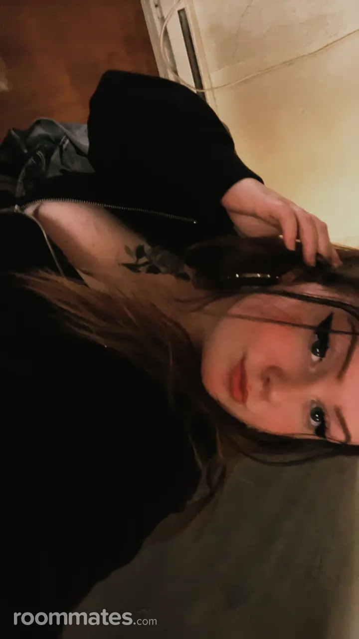 Profile photo 3 of 8