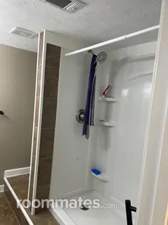 Room for rent in Lawrenceville, GA $1100, house