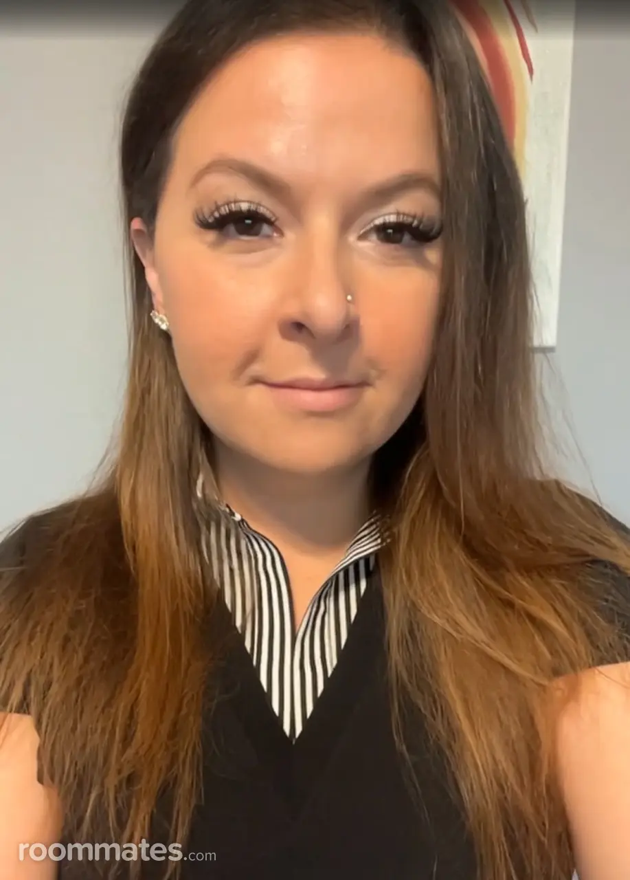 Profile photo 1 of 4