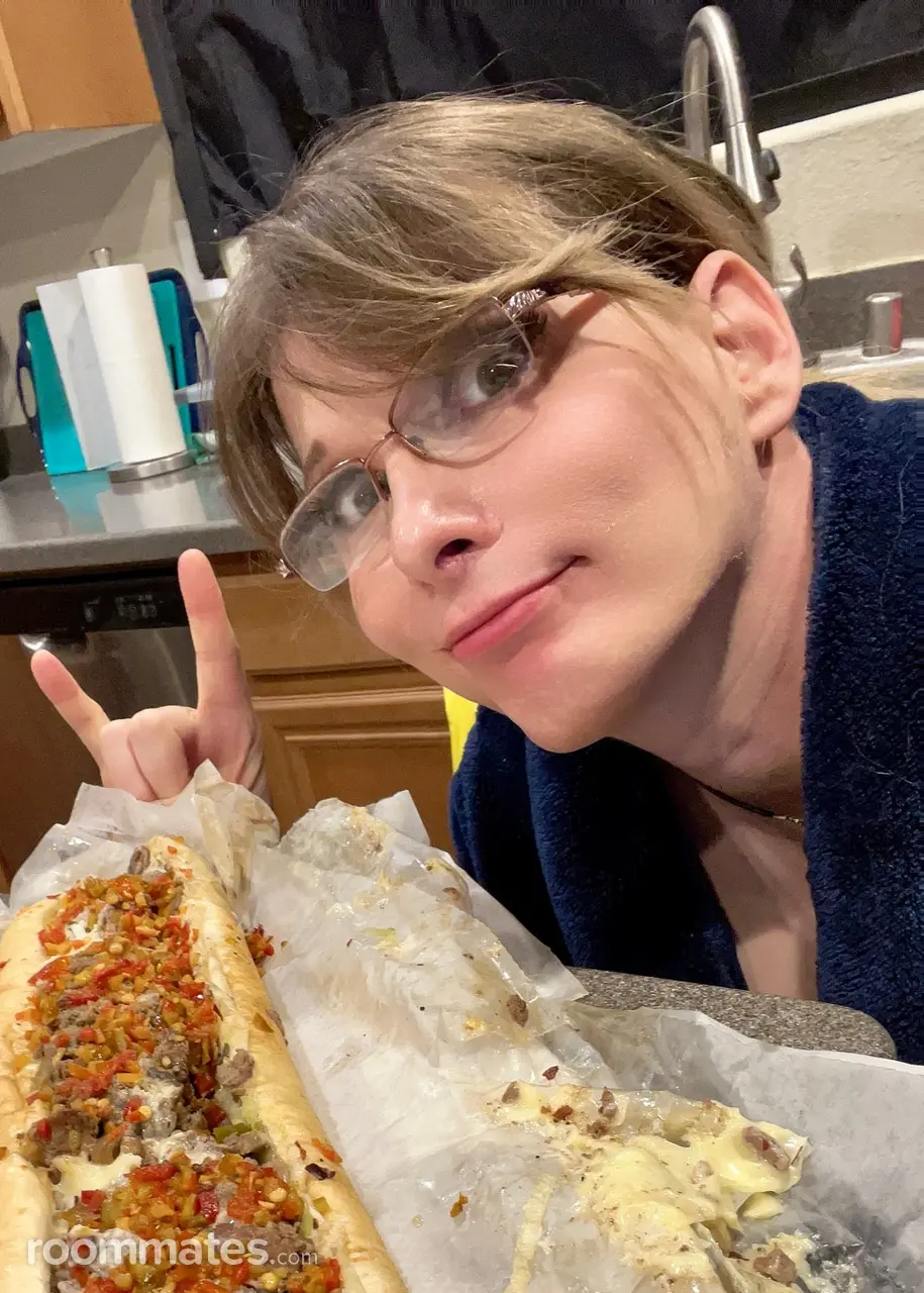 Profile photo 3 of 4