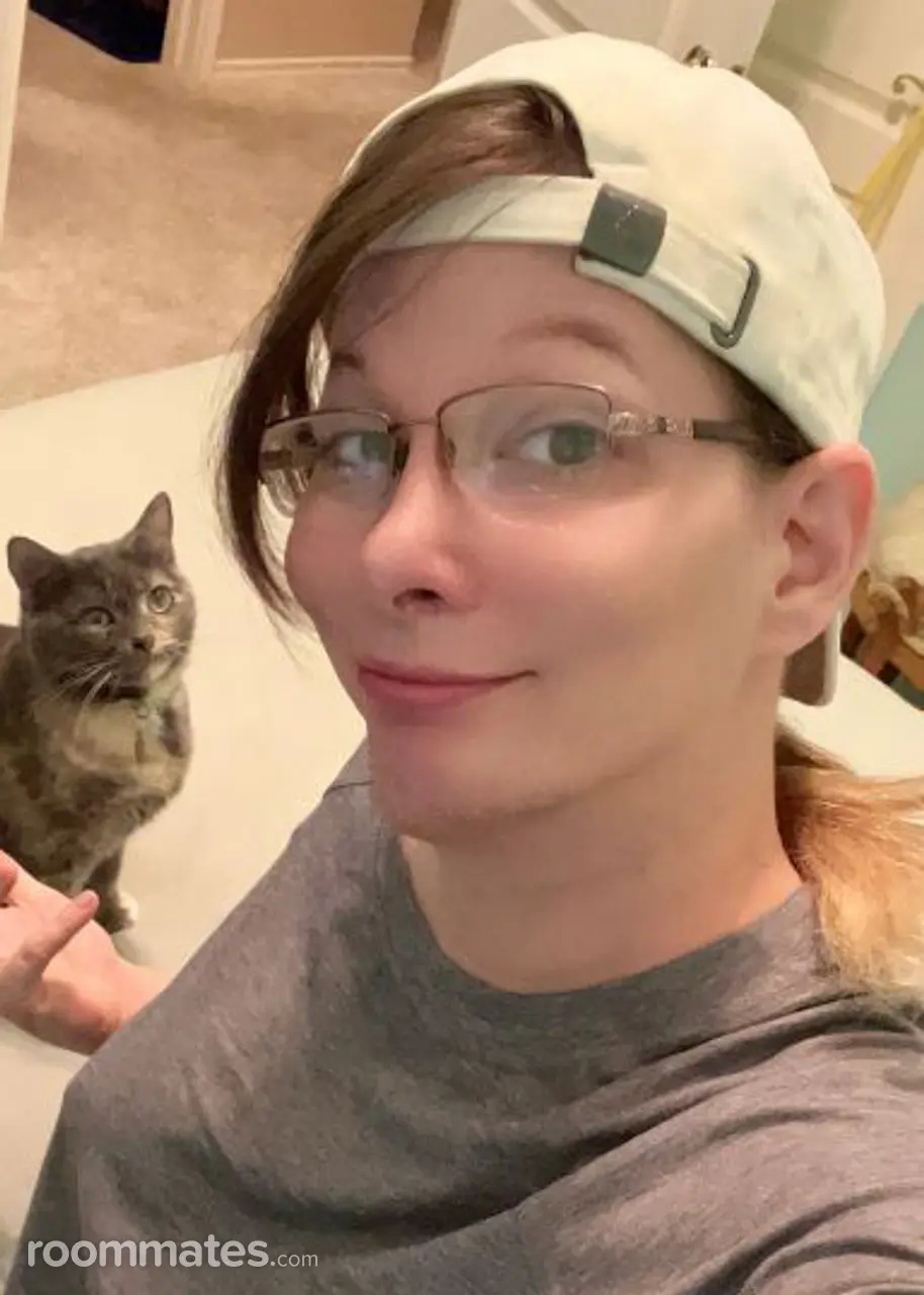 Profile photo 4 of 4