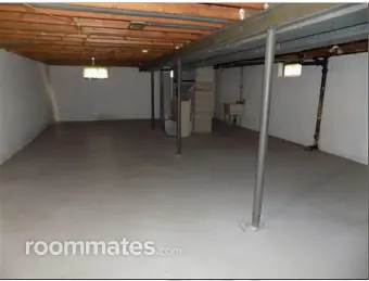 Room for rent in Allen Park, MI $700, house