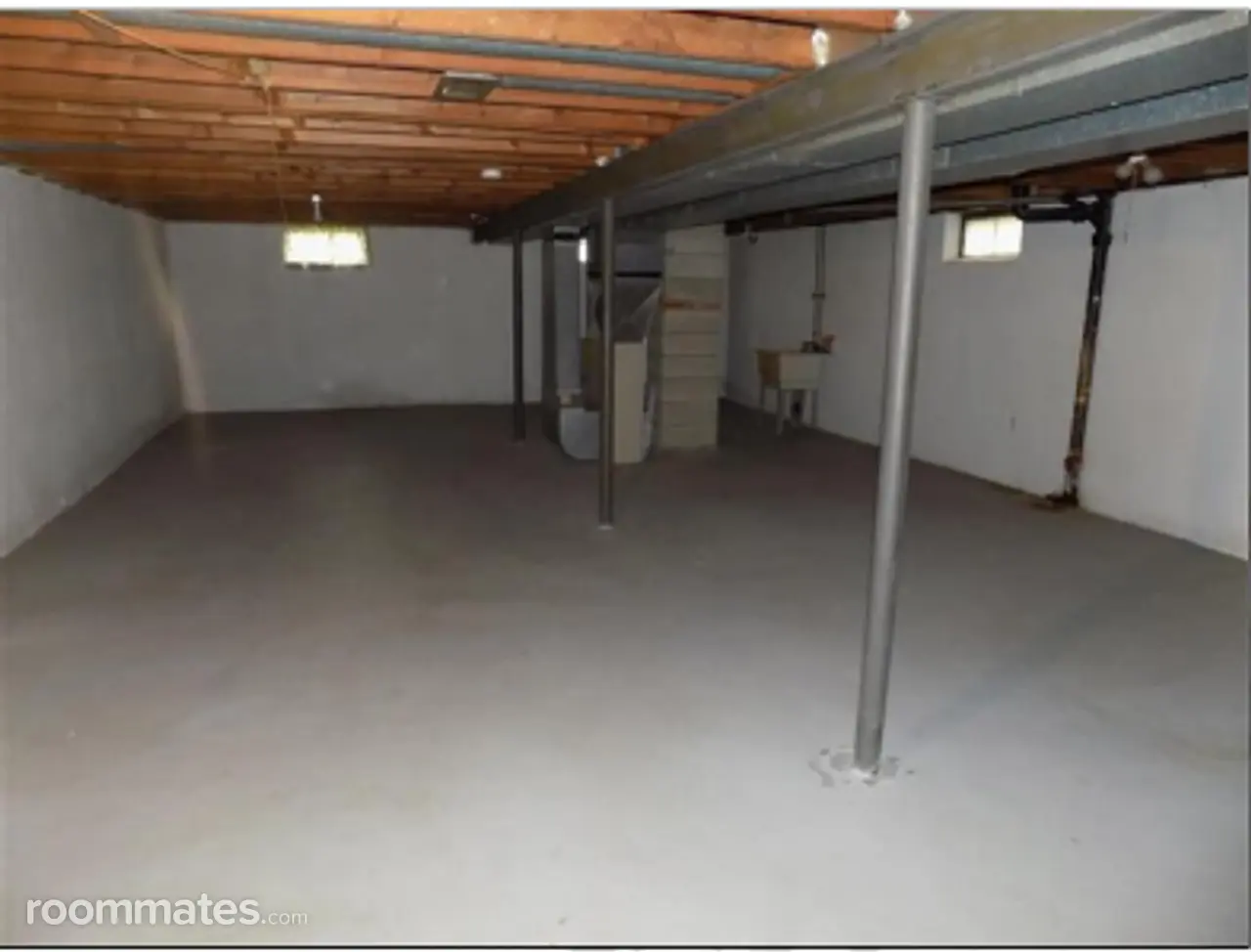 Profile photo 4 of 7