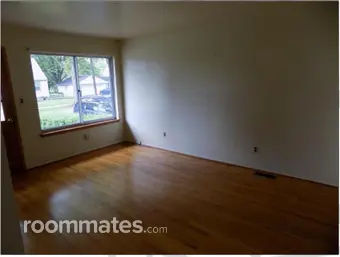 Room for rent in Allen Park, MI $700, house