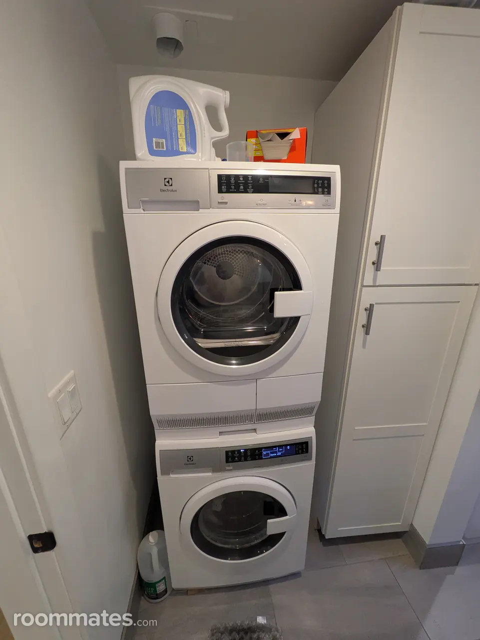 Profile photo 7 of 10