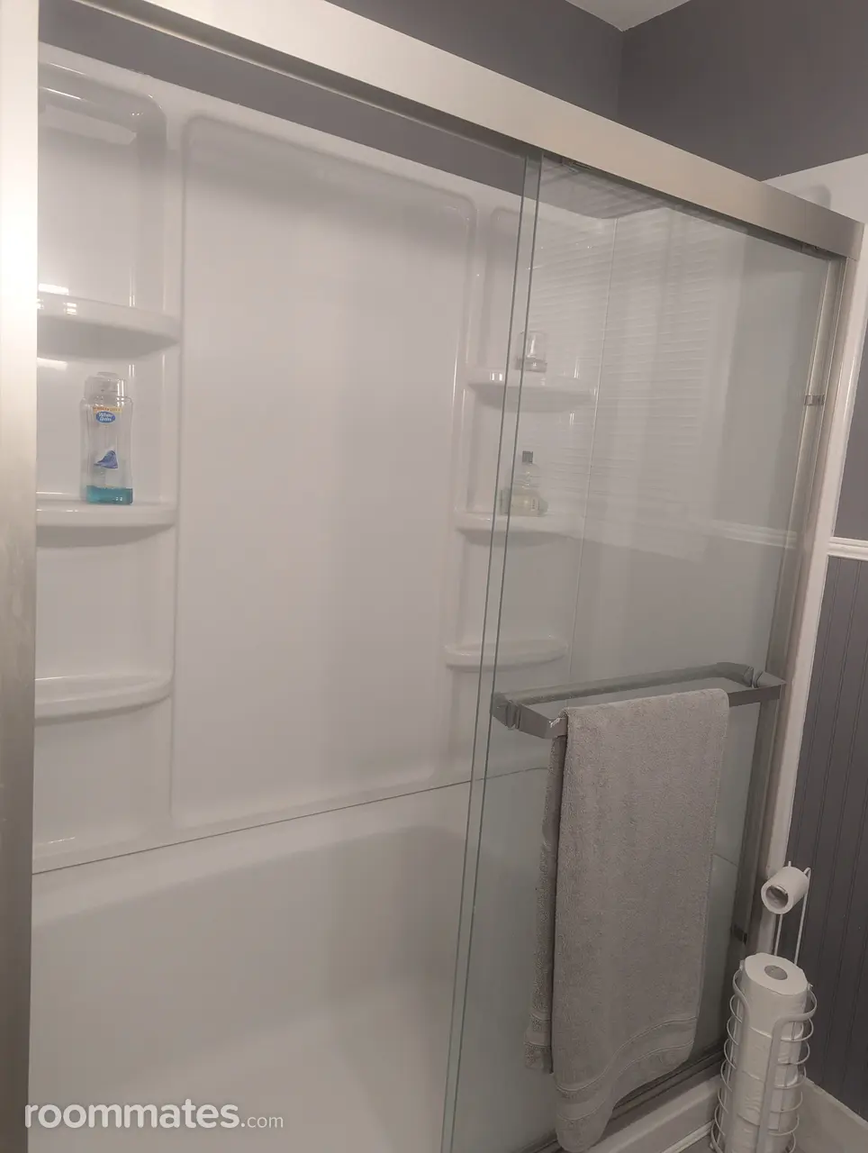 Profile photo 7 of 10