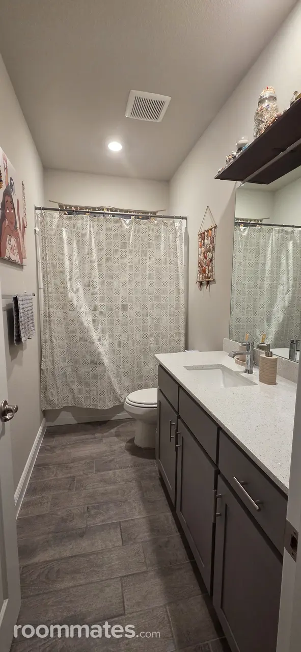 Profile photo 2 of 15