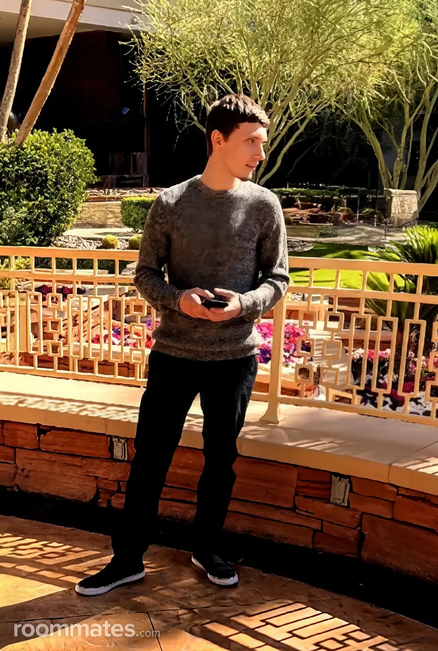 Profile photo 9 of 15