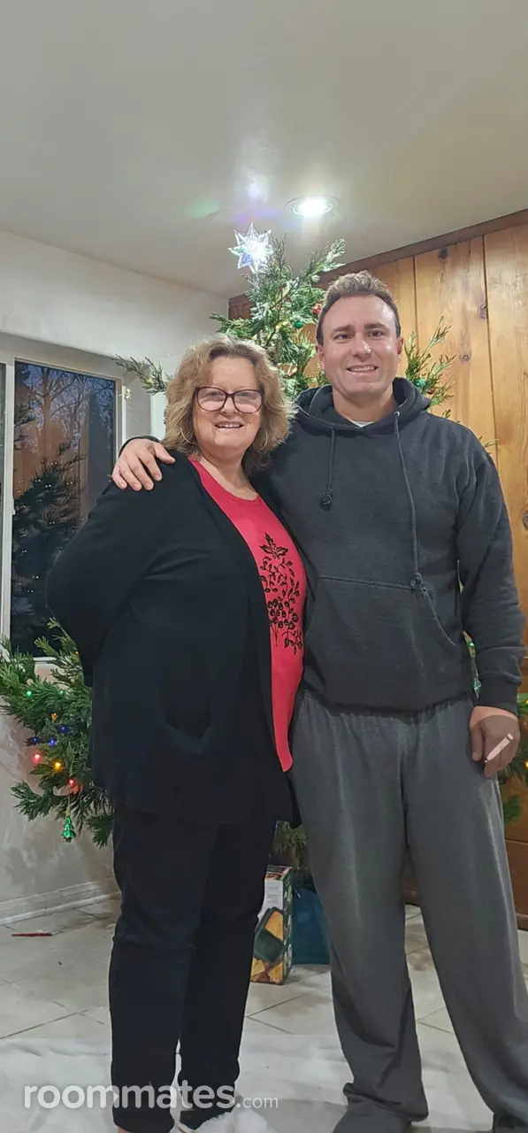 Profile photo 11 of 20