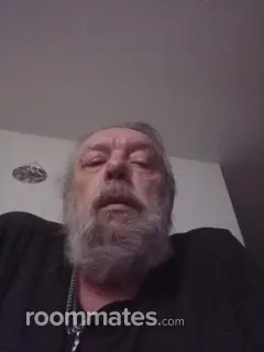 Roommate looking Bakersfield, CA, $700