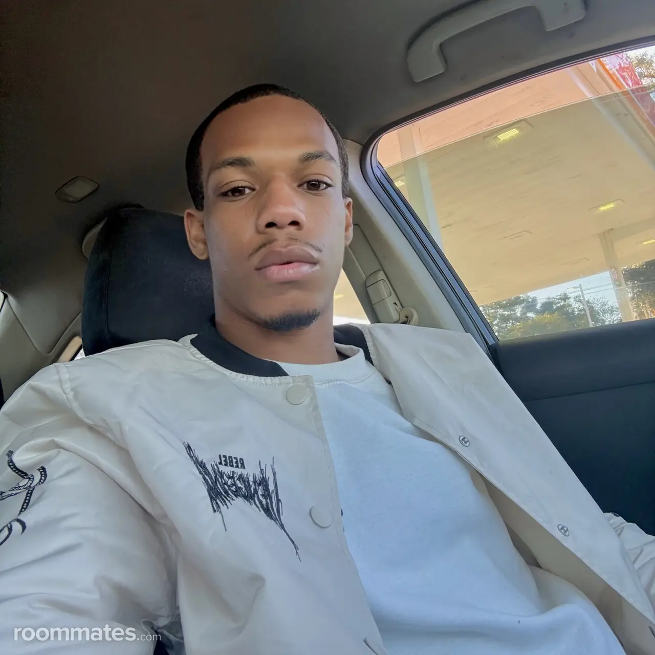 Profile photo 1 of 1