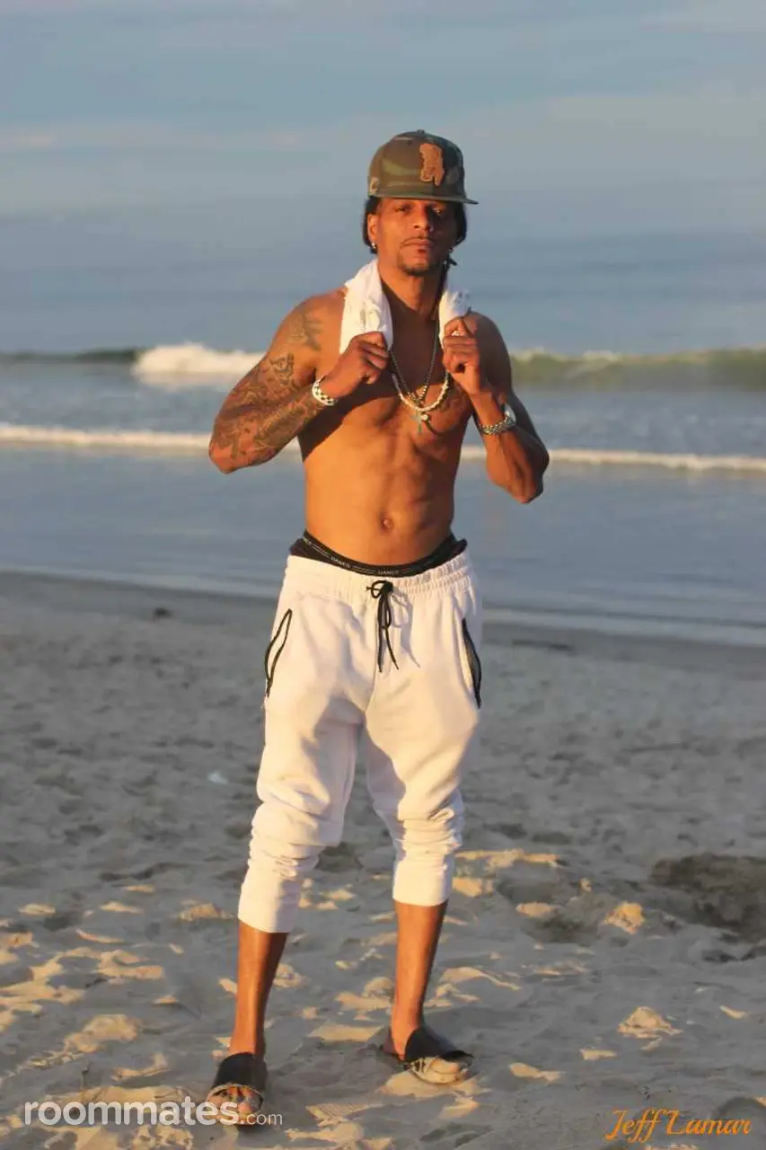 Profile photo 1 of 2