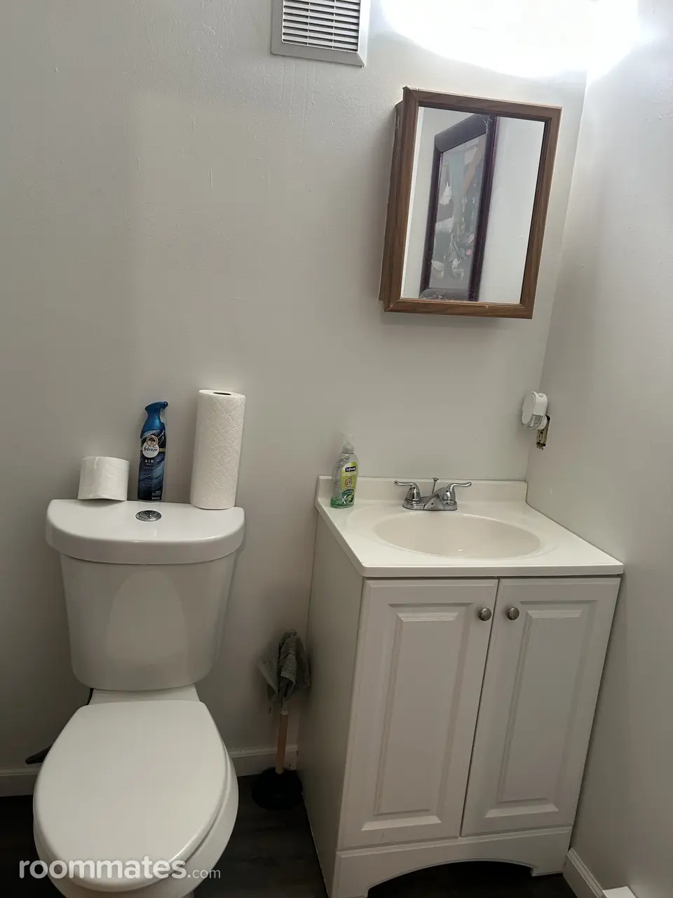 Profile photo 8 of 11