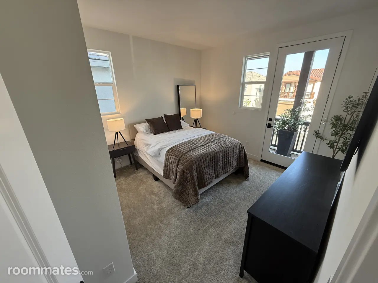 Profile photo 4 of 11