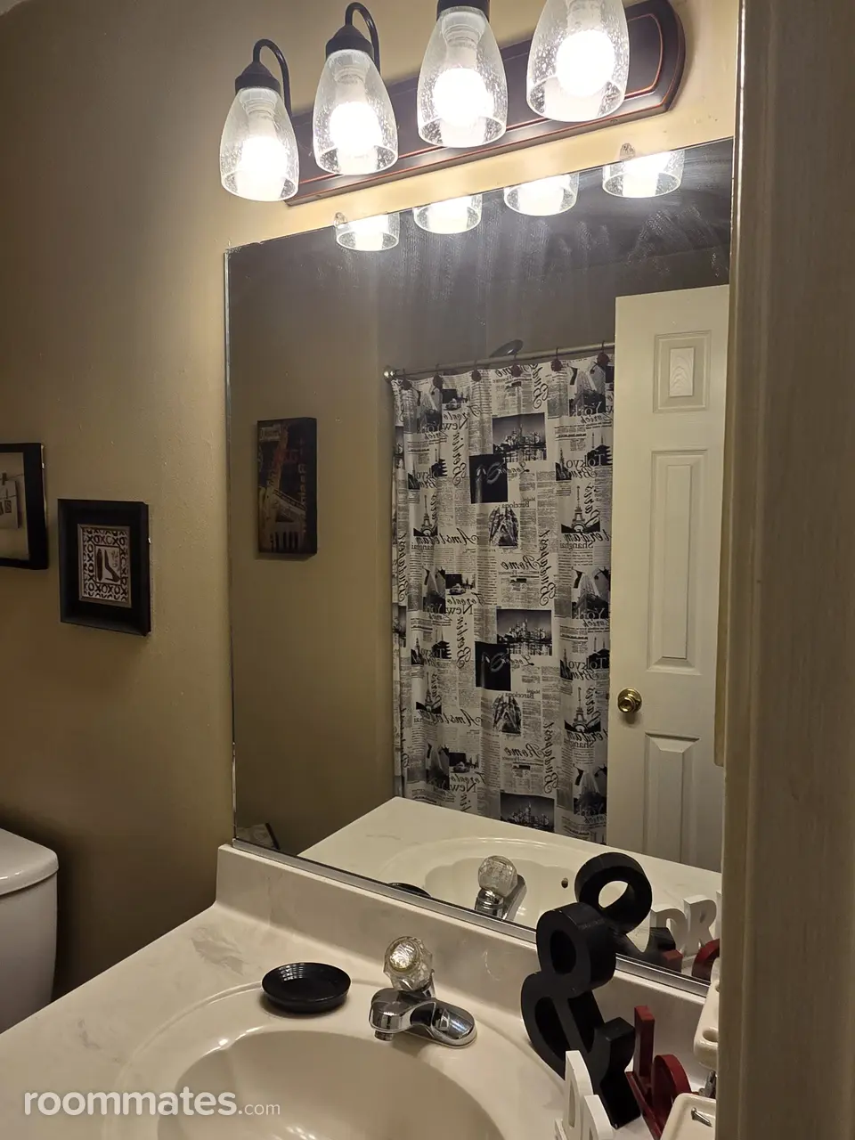 Profile photo 1 of 9