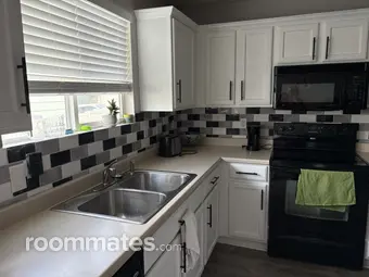 Room for rent in Denver, CO $700, townhouse