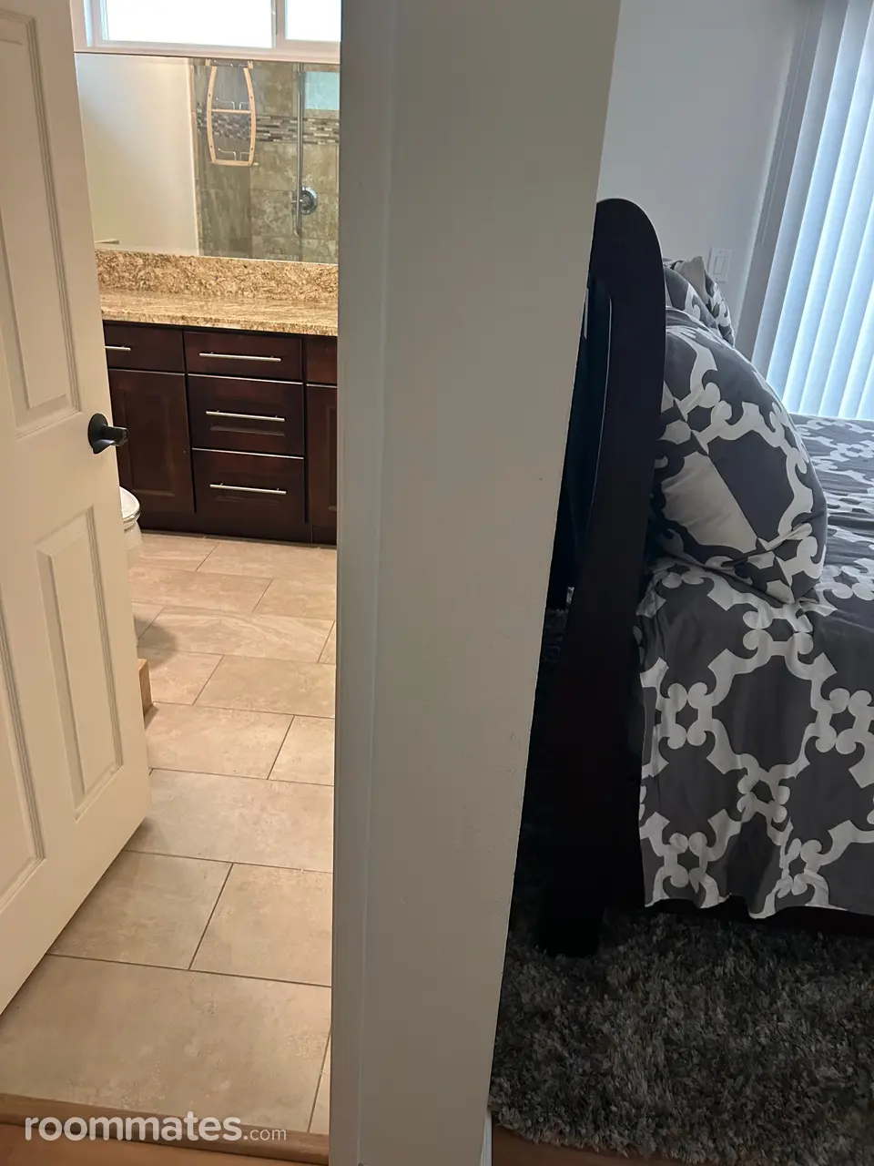 Profile photo 3 of 9