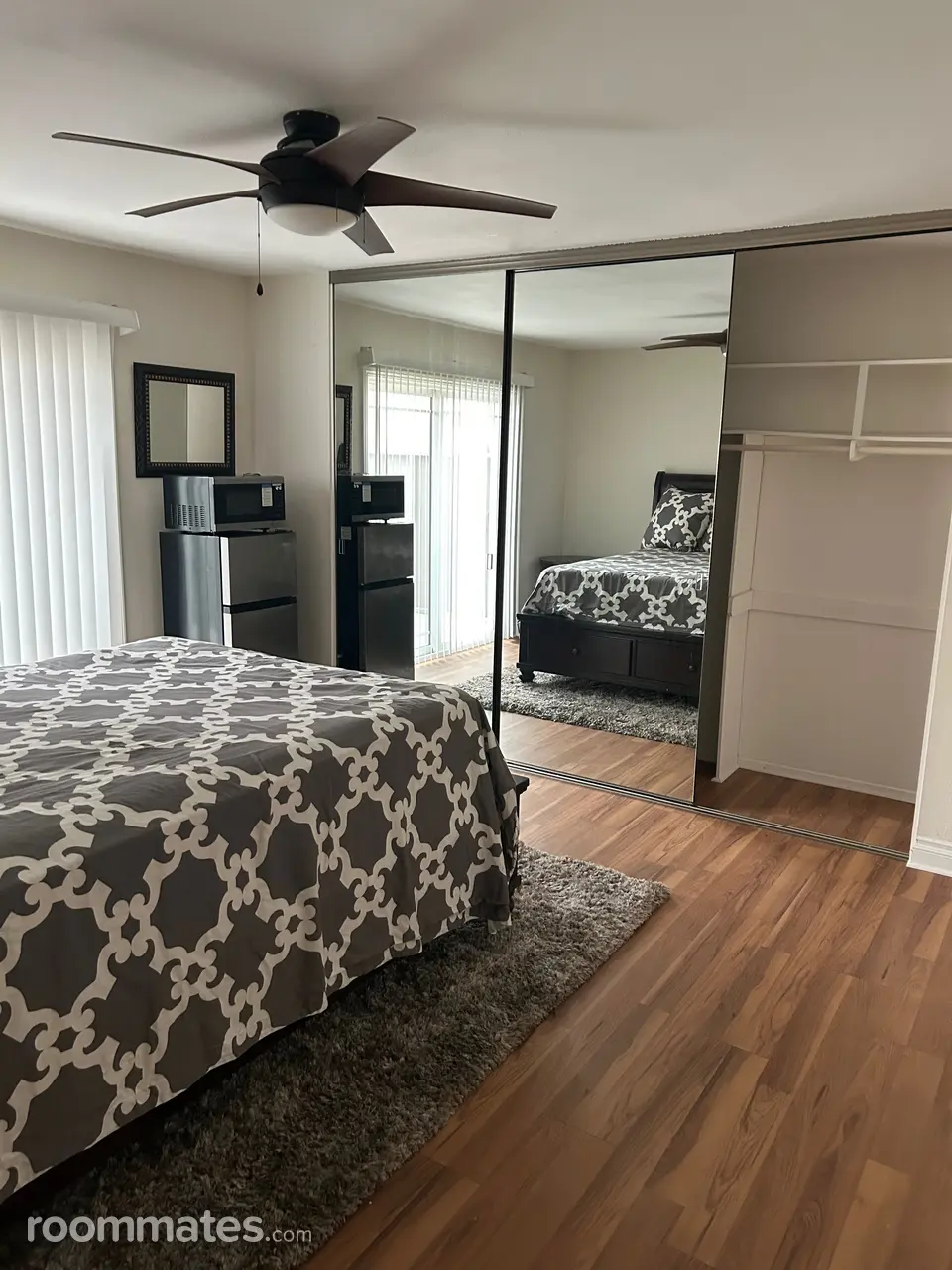 Profile photo 2 of 9