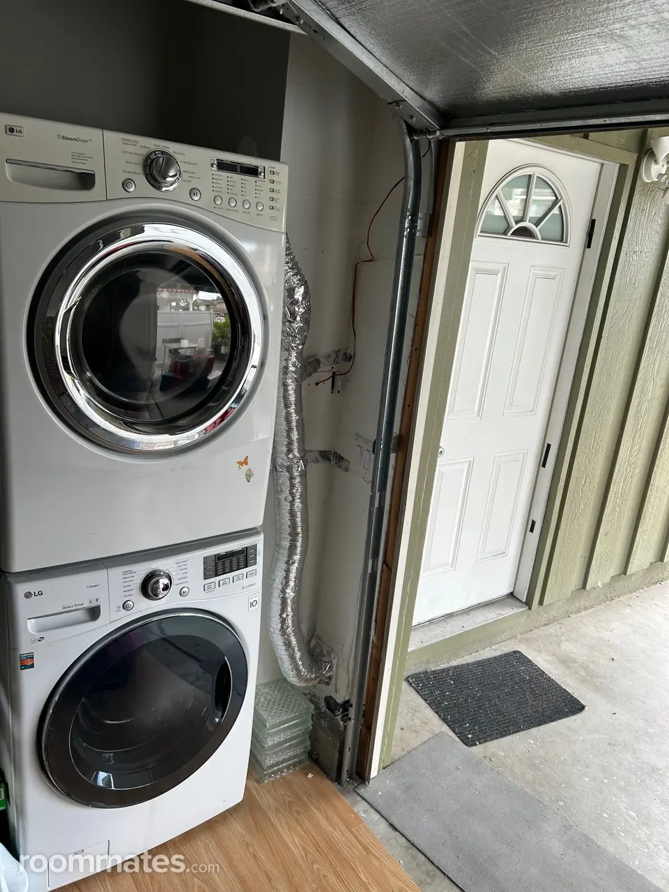 Profile photo 6 of 9