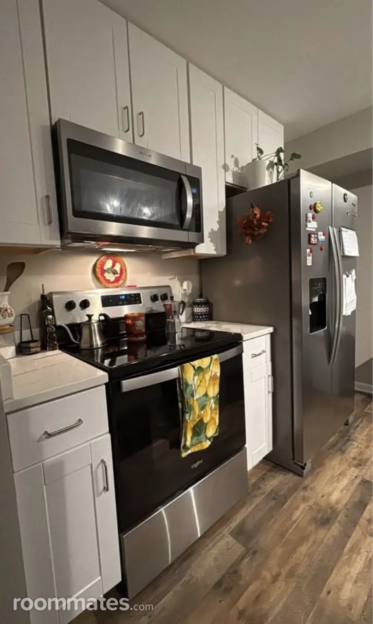 Profile photo 4 of 8