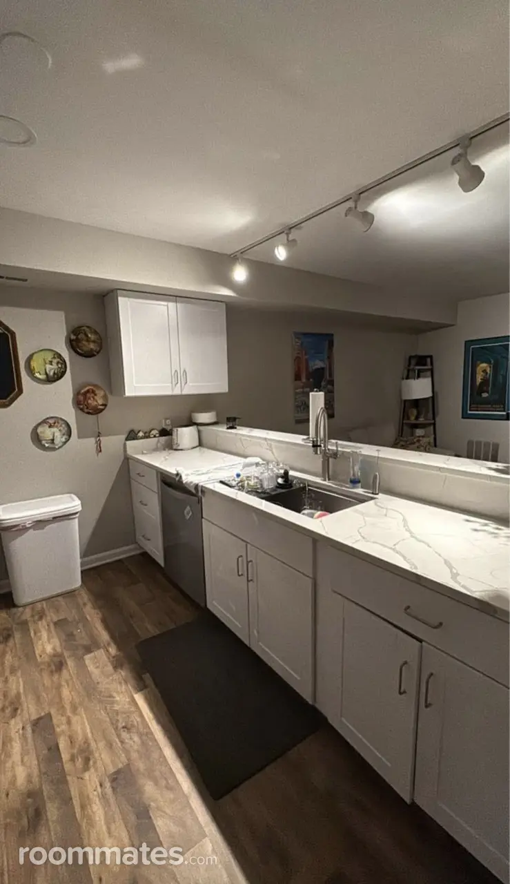 Profile photo 5 of 8