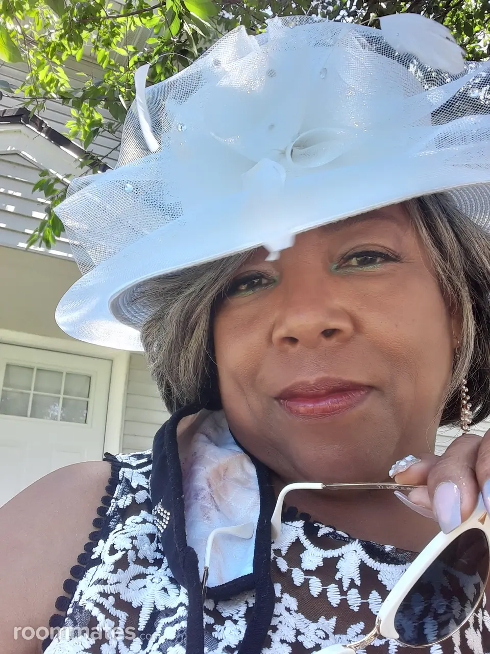 Profile photo 13 of 18