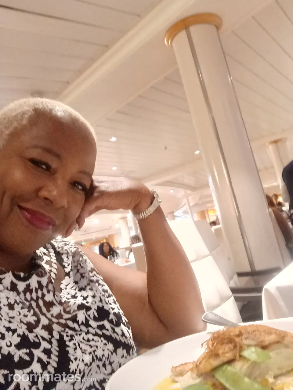 Profile photo 14 of 18