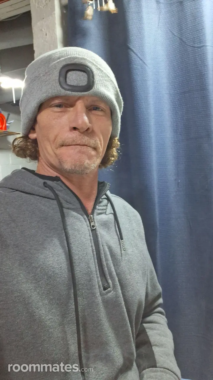 Profile photo 1 of 1