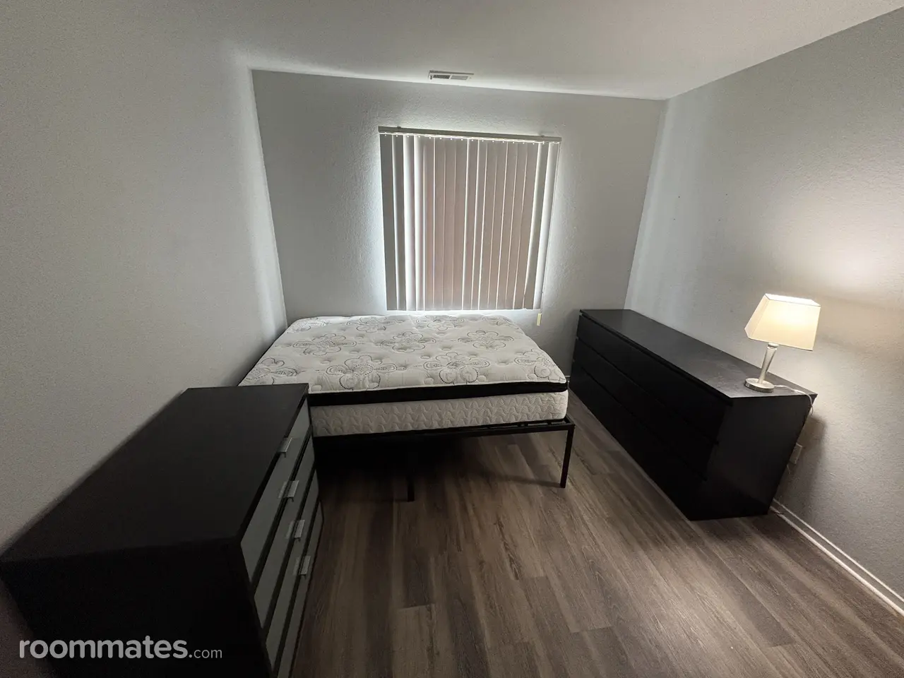 Profile photo 3 of 4