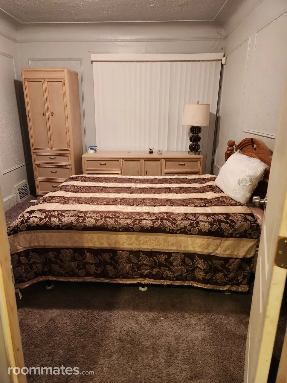 Profile photo 17 of 21